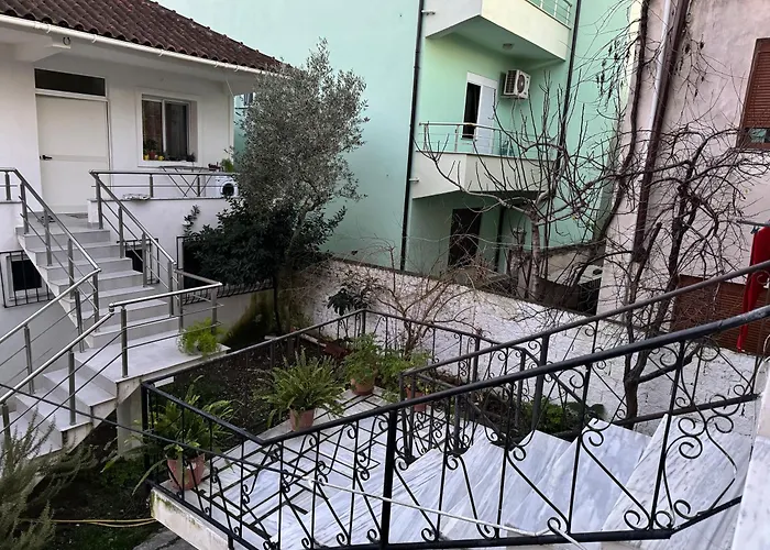 Gasthuis Ibras House Durrës