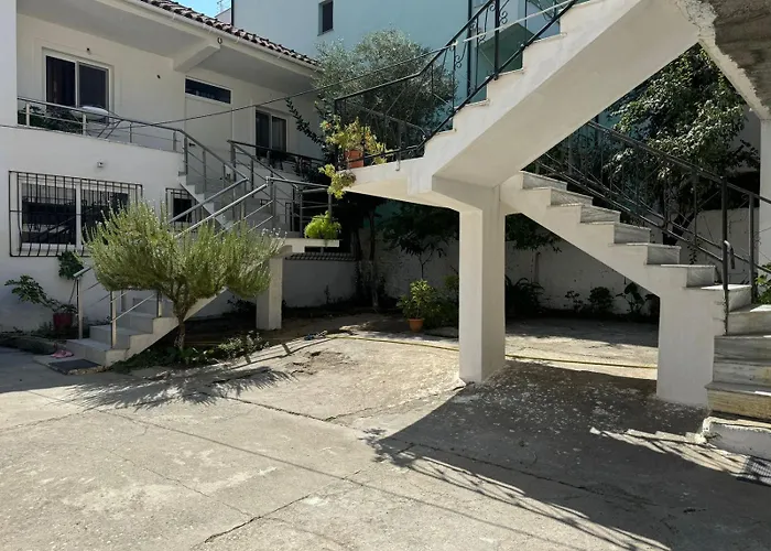 Ibras House Penzion Durrës